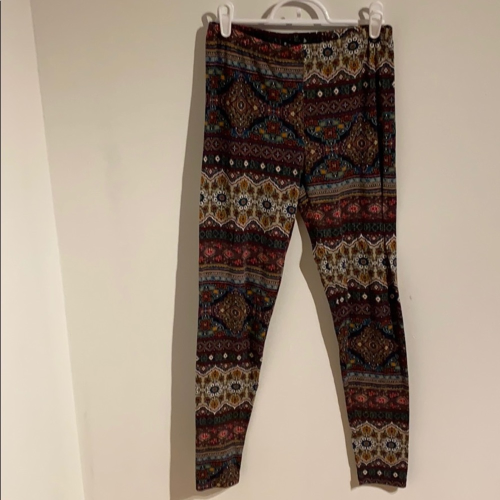 Patterned leggings
